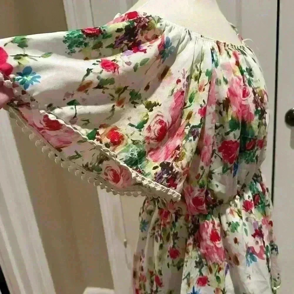 Lovely floral boutique style dress! - Picture 8 of 9